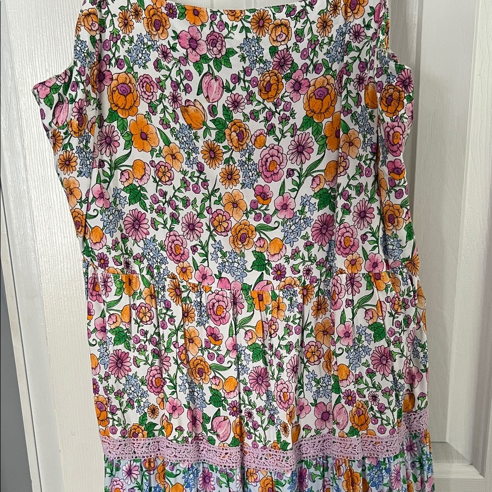 NWT Floral Maxi Dress with Multicolor Pattern Size Large - Picture 3 of 5
